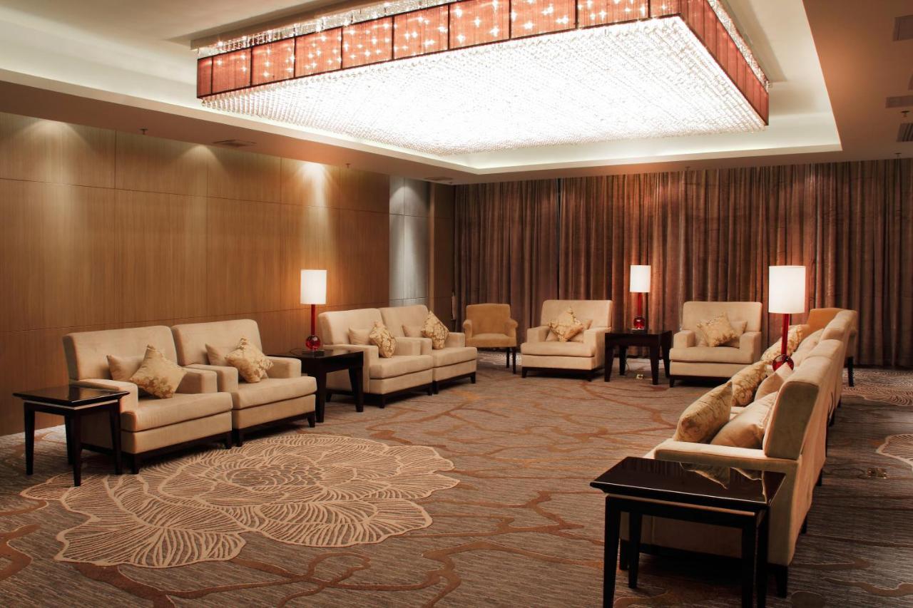 Easeland Hotel Guangzhou Exterior photo